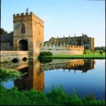 broughton-castle-1