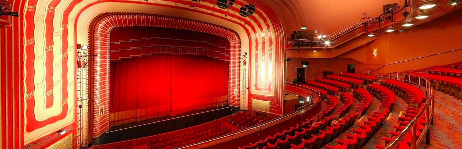 New Theatre Oxford Experience Oxfordshire