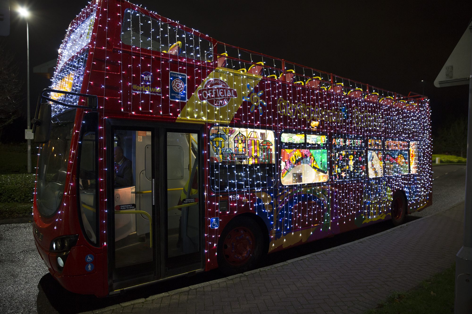 xmas lights bus tour