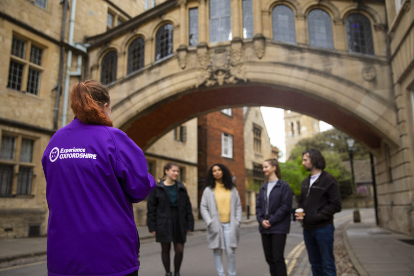 OXFORD GROUP AND PRIVATE TOURS