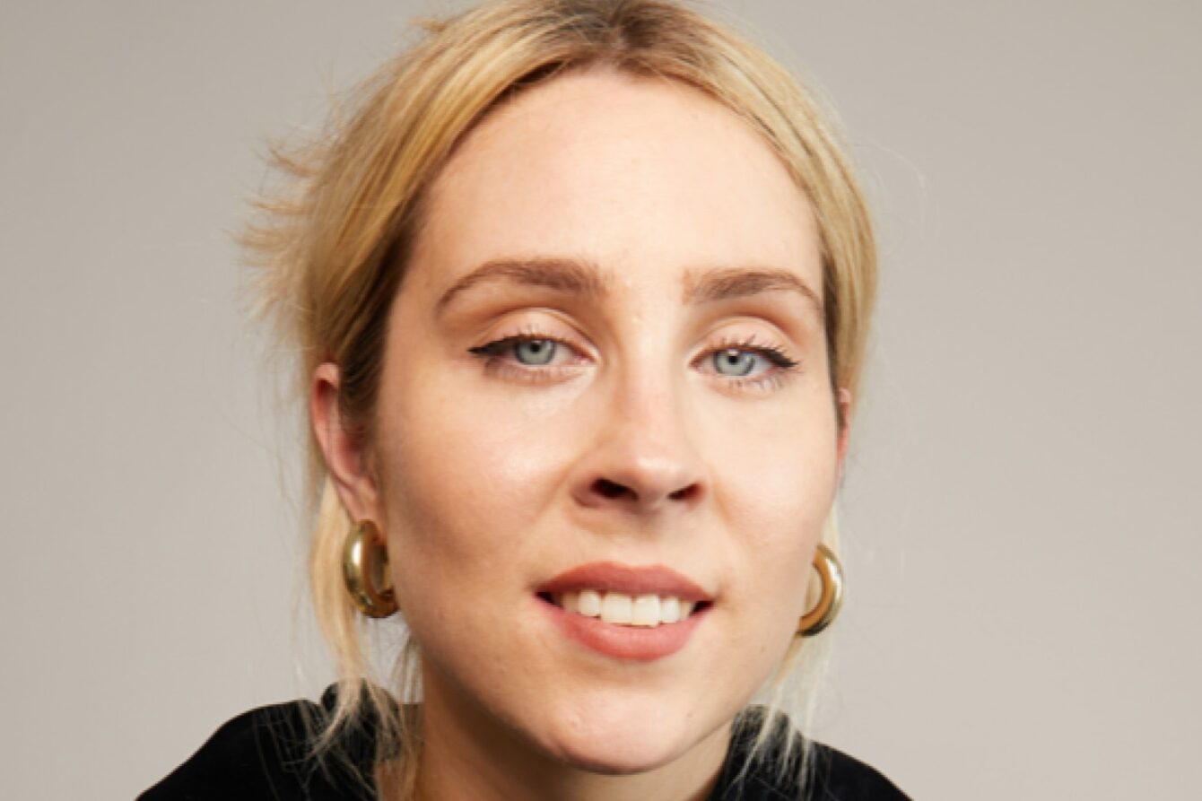 STEVIE MARTIN: CLOUT