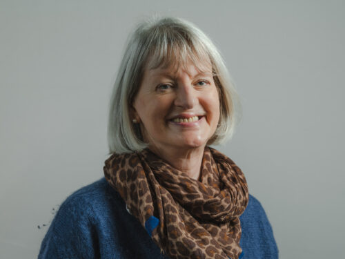 A headshot photograph of Cllr Liz Leffman